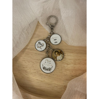 Porte clé métal 4 médaillons